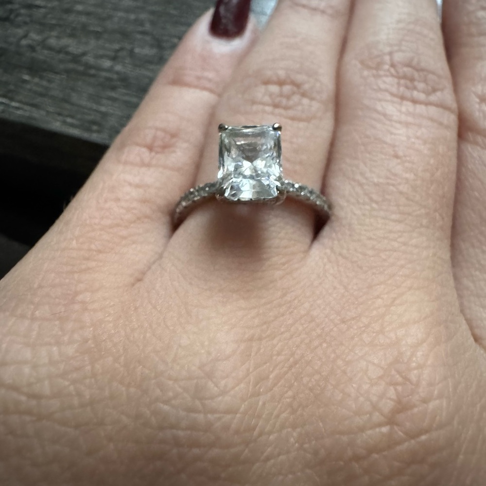 Radiant cut 2ct ring